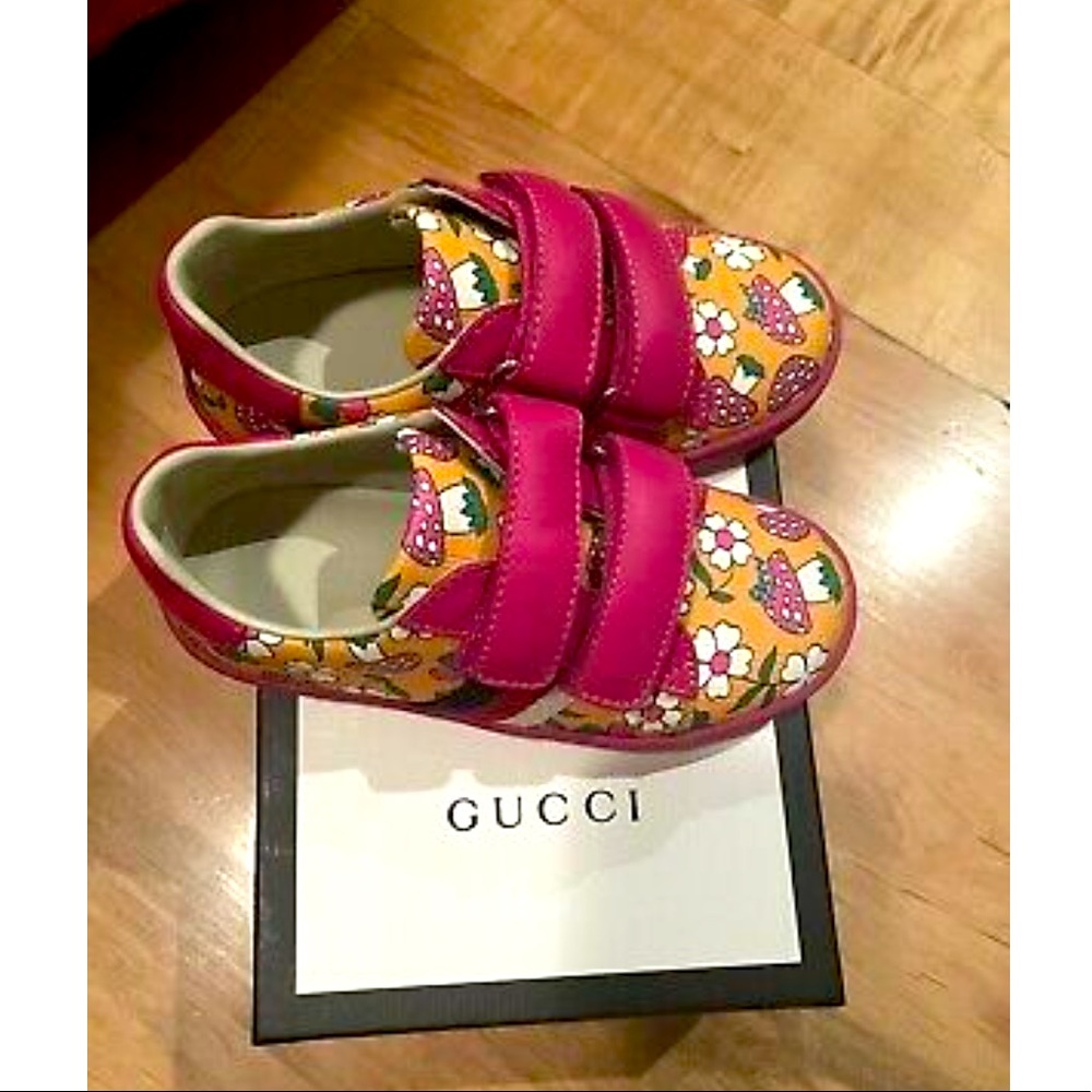 Gucci Kids Toddlers girl mushrooms Sneakers